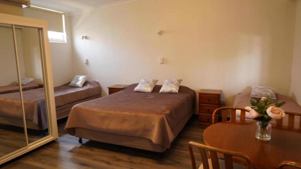 Country Motor Inn Singleton Exterior photo